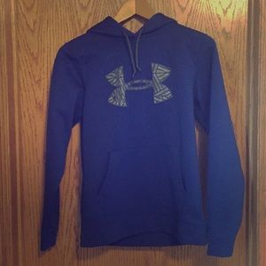 Navy blue semi-fitted Under Armour hoodie
